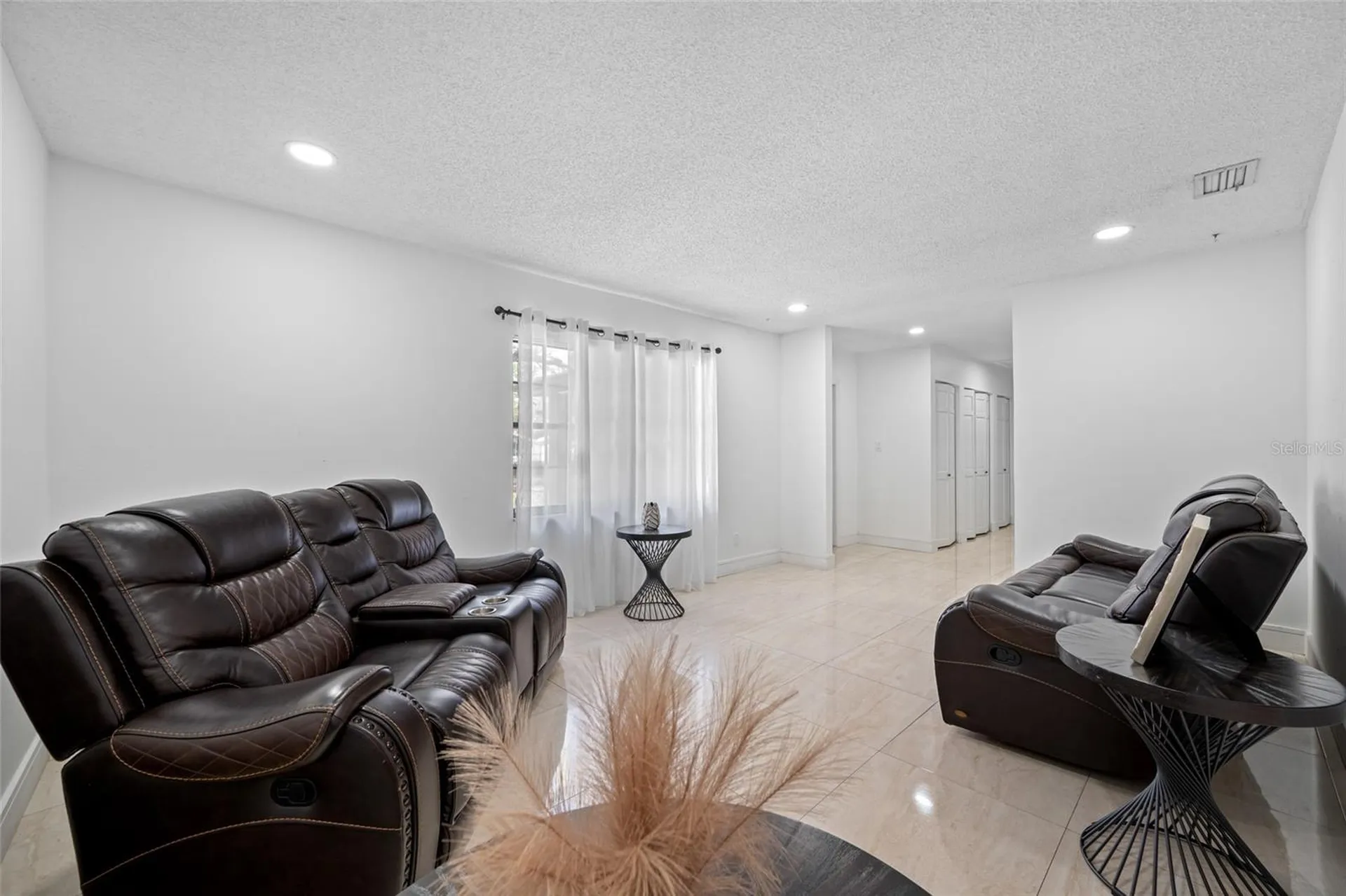 2814 W Powhatan Avenue Tampa FL 33614
