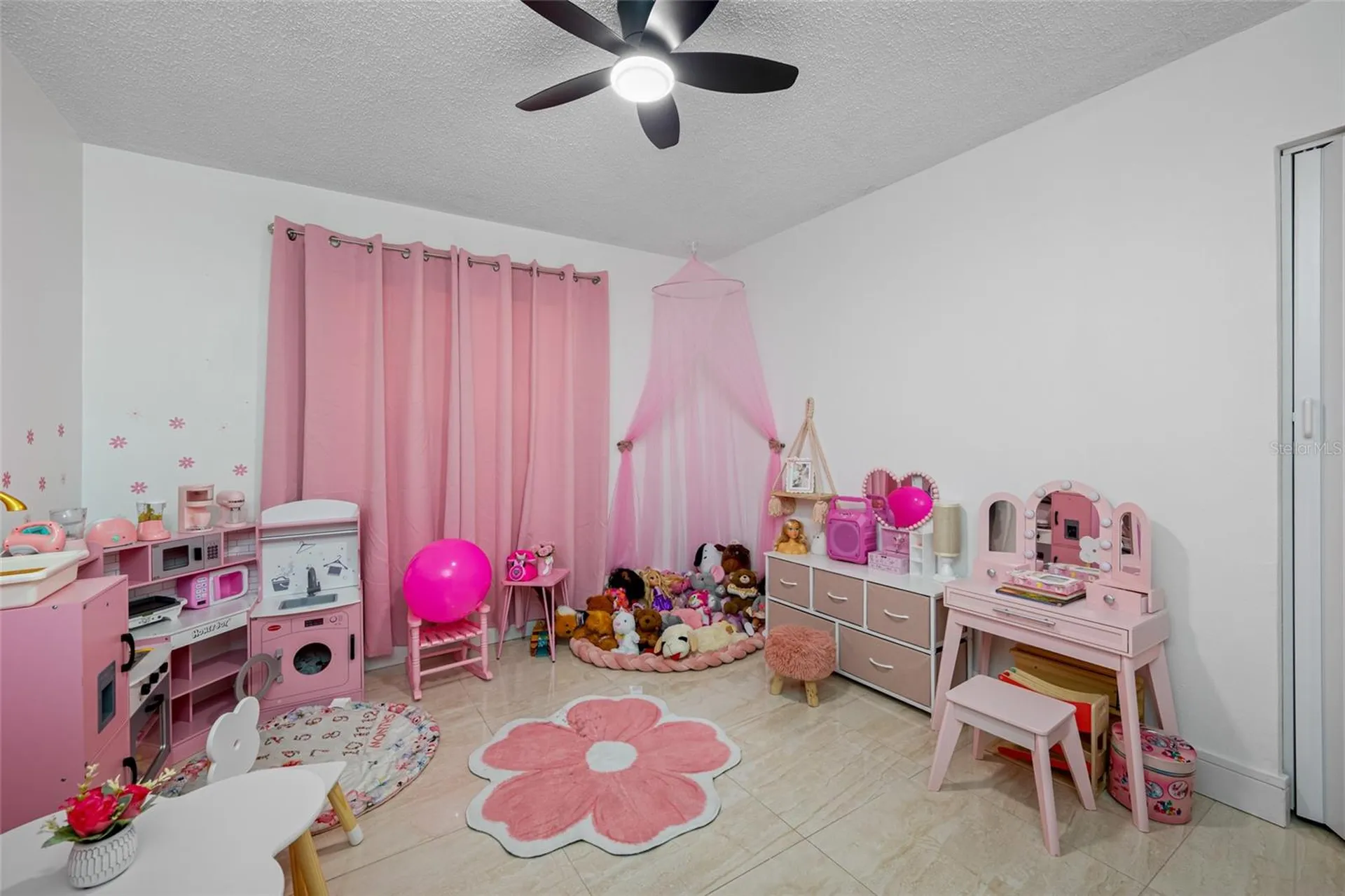 2814 W Powhatan Avenue Tampa FL 33614