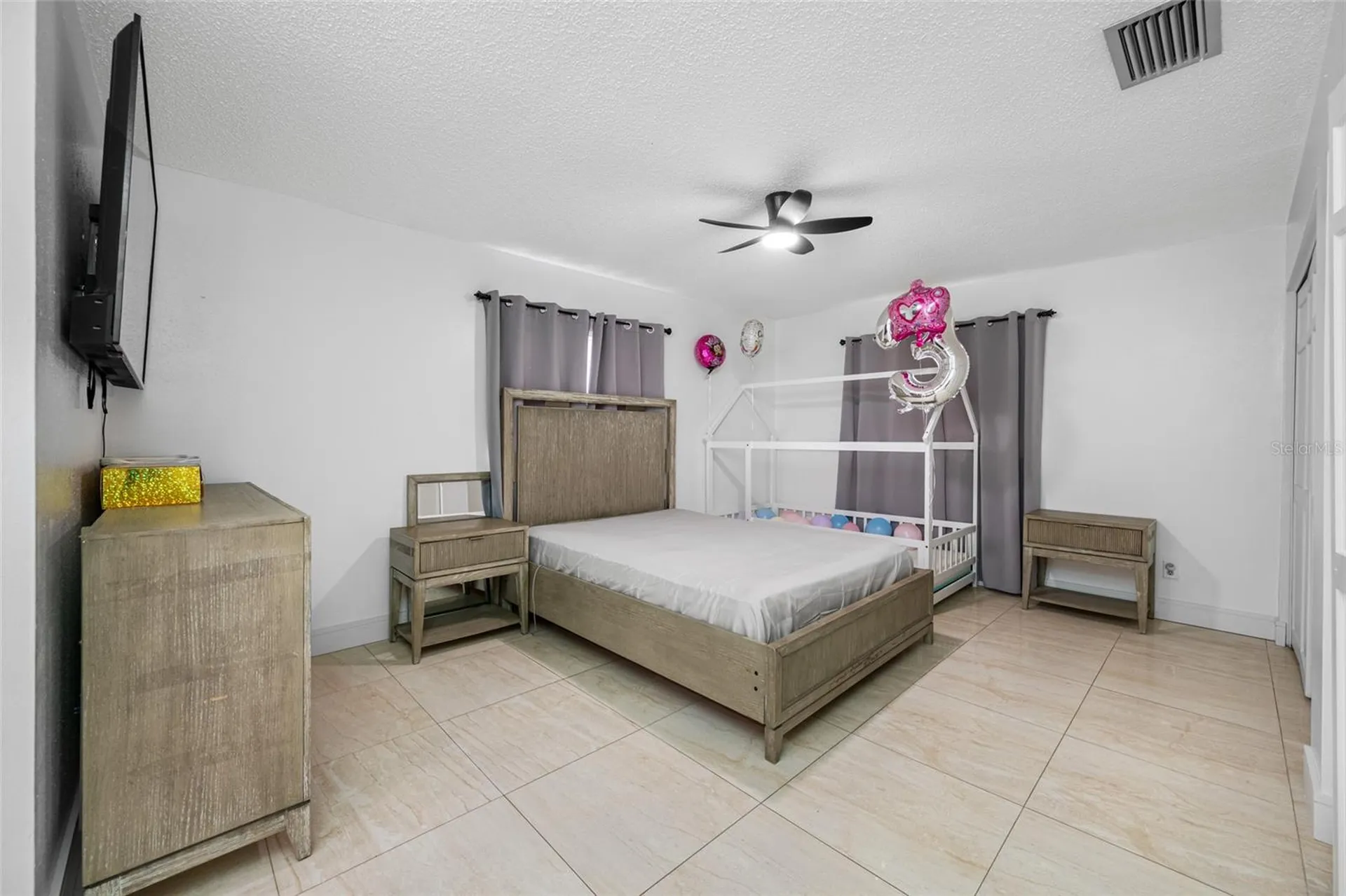 2814 W Powhatan Avenue Tampa FL 33614