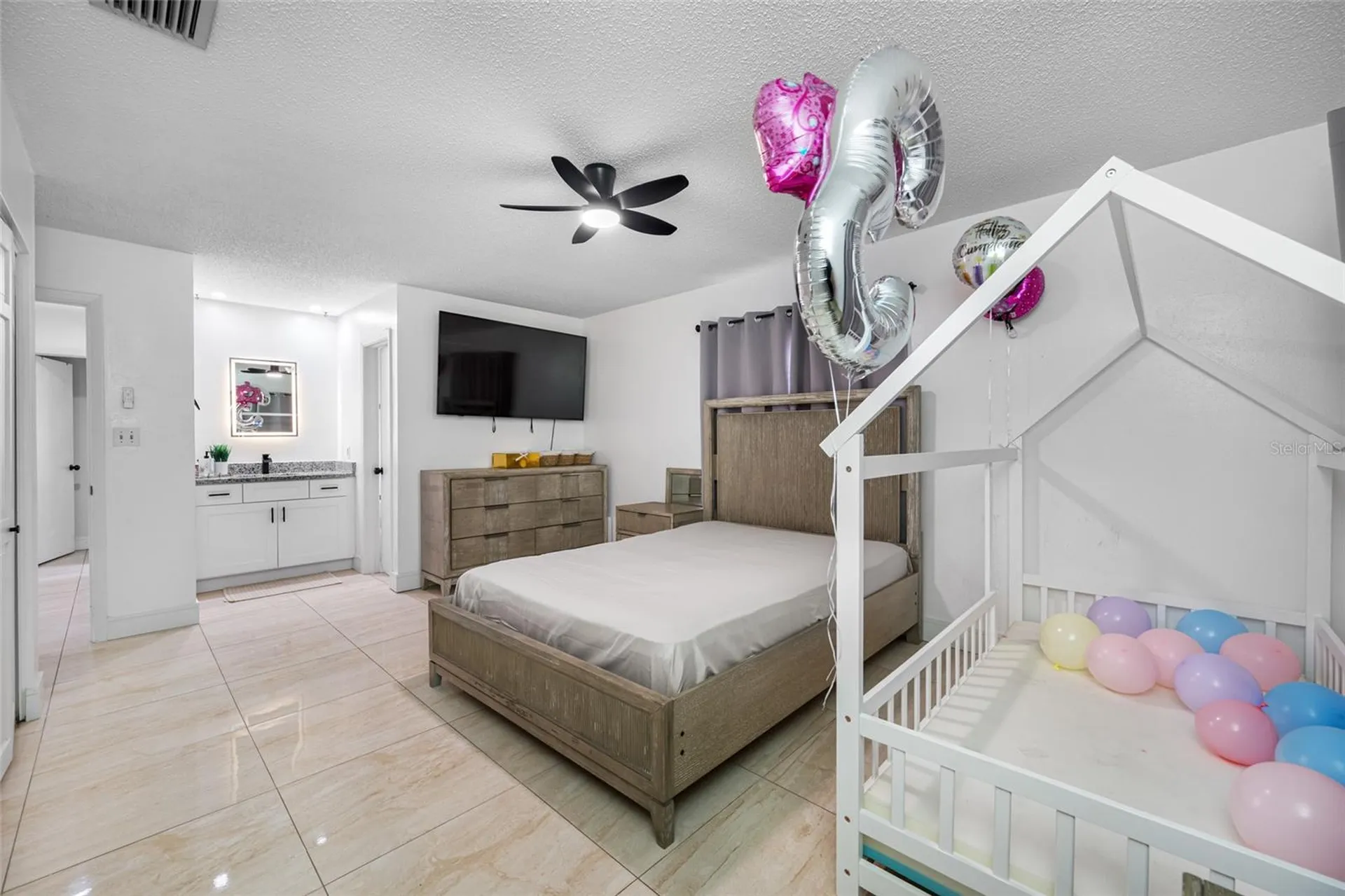 2814 W Powhatan Avenue Tampa FL 33614