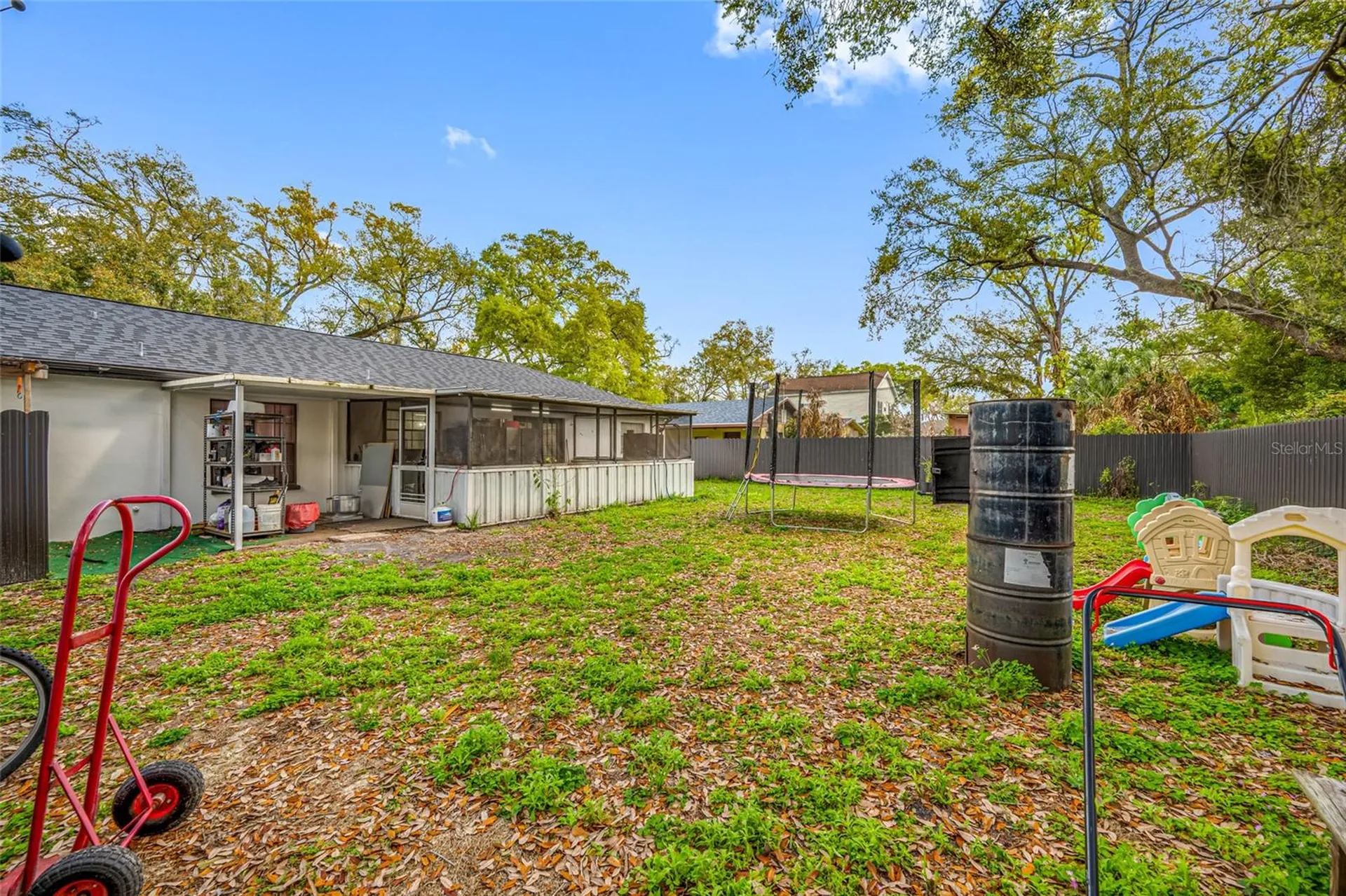 2814 W Powhatan Avenue Tampa FL 33614