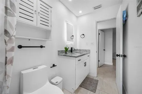 2814 W Powhatan Avenue Tampa FL 33614