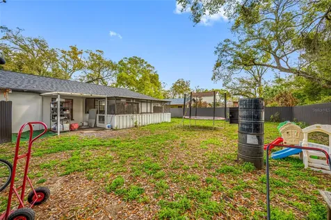 2814 W Powhatan Avenue Tampa FL 33614