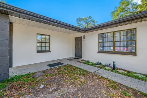 2814 W Powhatan Avenue Tampa FL 33614