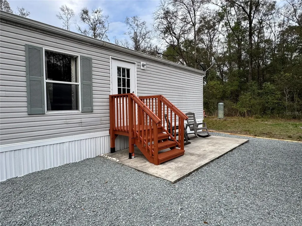 4317 284th Street Branford FL 32008
