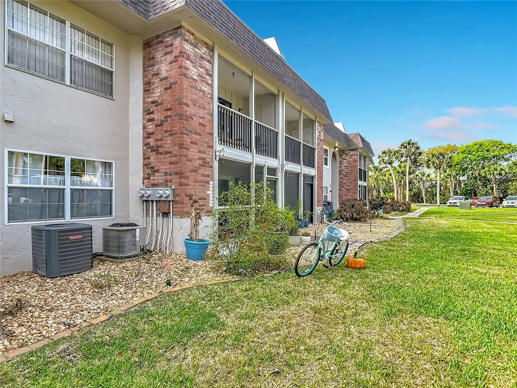 3800 Saxon Drive New Smyrna Beach FL 32169