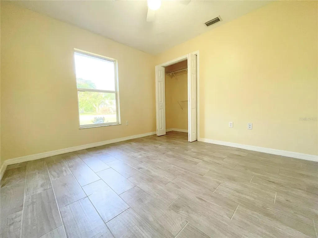 4717 Easton Street Lake Wales FL 33859