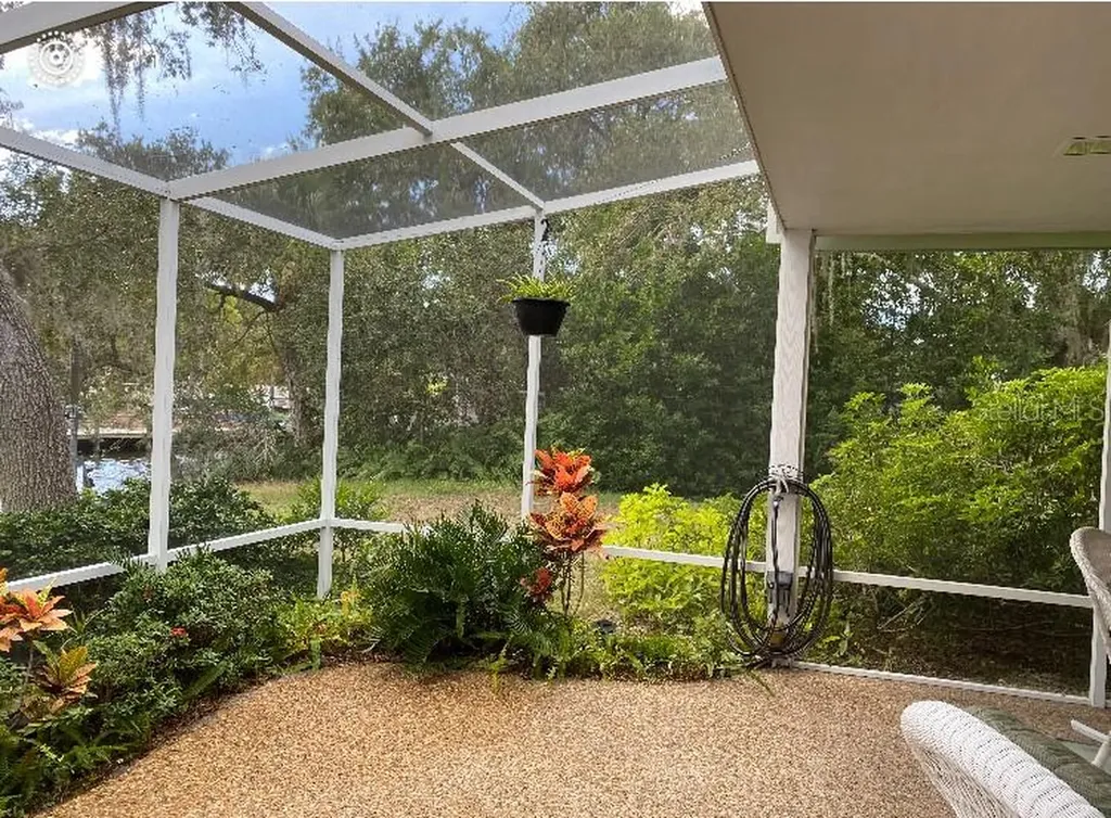 742 Edgemere Siesta Key FL 34242