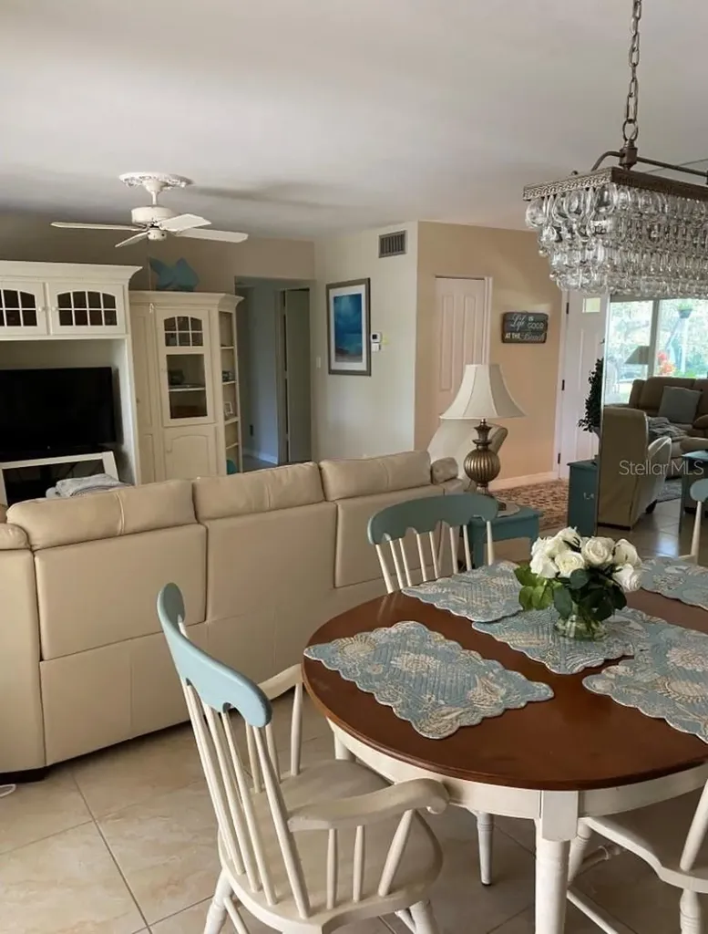 742 Edgemere Siesta Key FL 34242