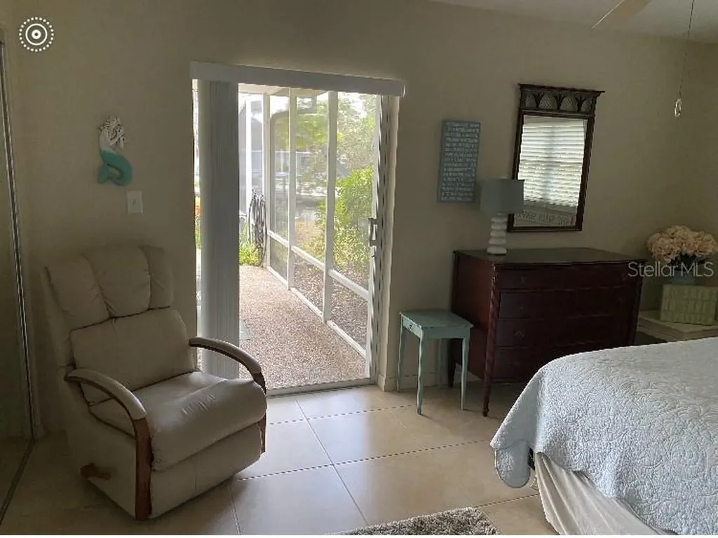 742 Edgemere Siesta Key FL 34242