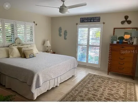 742 Edgemere Siesta Key FL 34242