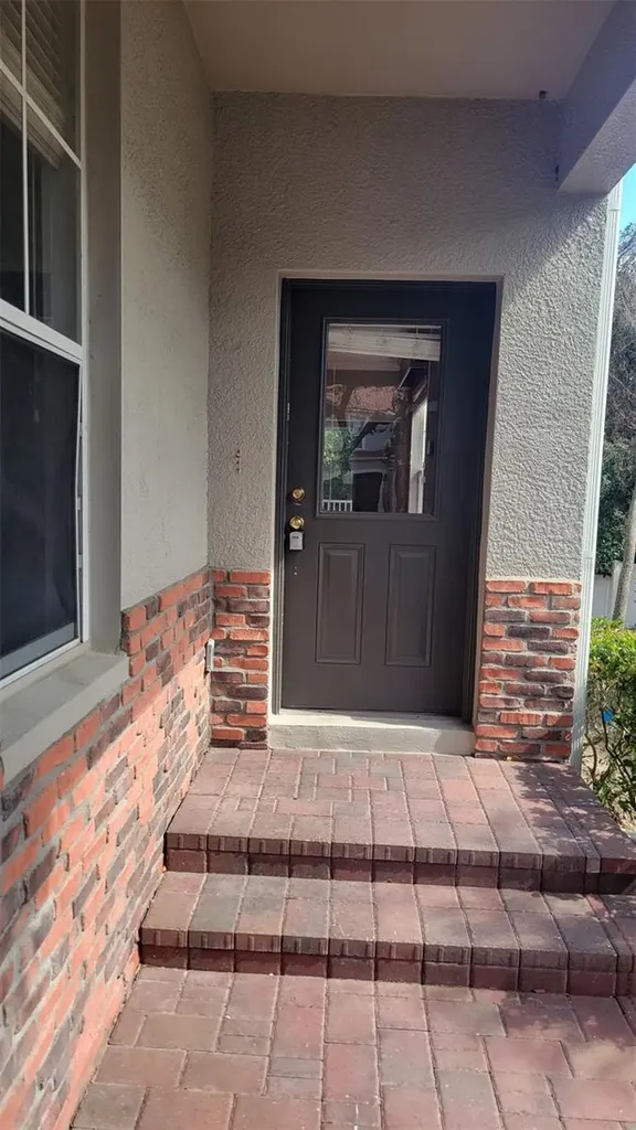 1443 Hillview Lane Tarpon Springs FL 34689