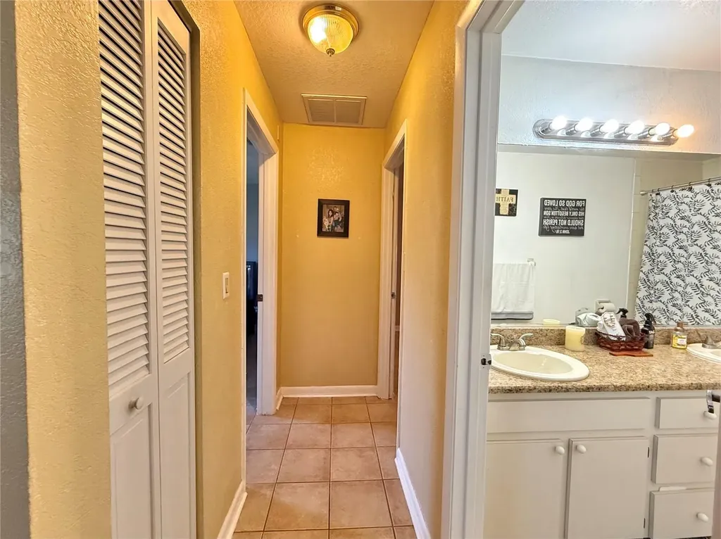 13718 SW 40th Circle Ocala FL 34473