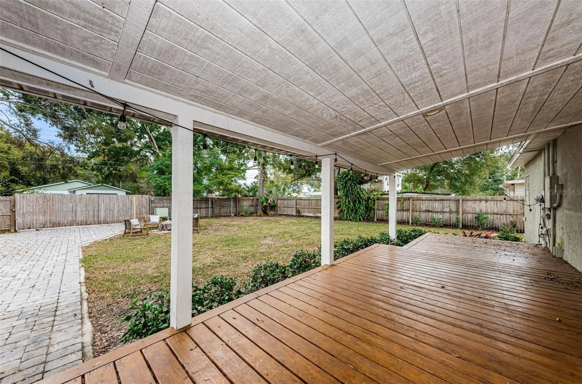 1735 23rd Avenue N St Petersburg FL 33713