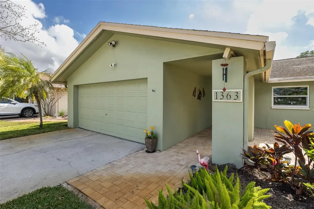 1363 Overlea Drive Dunedin FL 34698