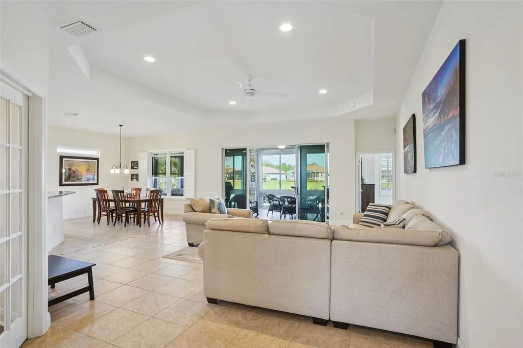 10144 Lake Miona Way Oxford FL 34484