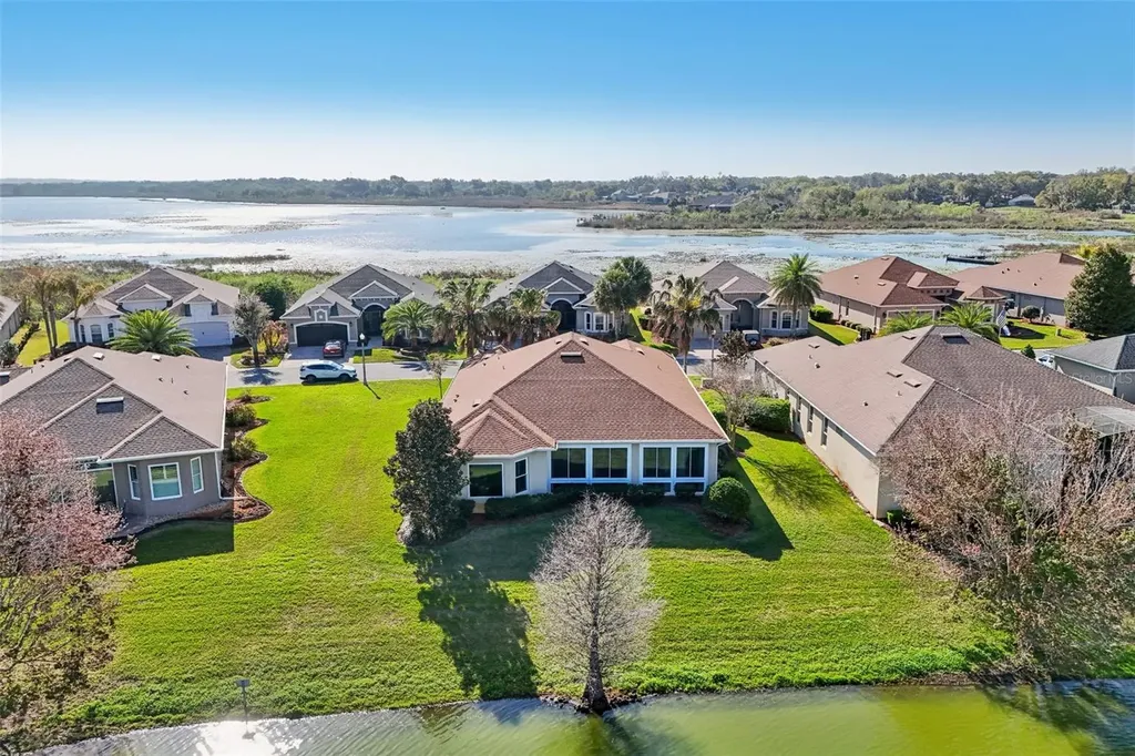 10144 Lake Miona Way Oxford FL 34484