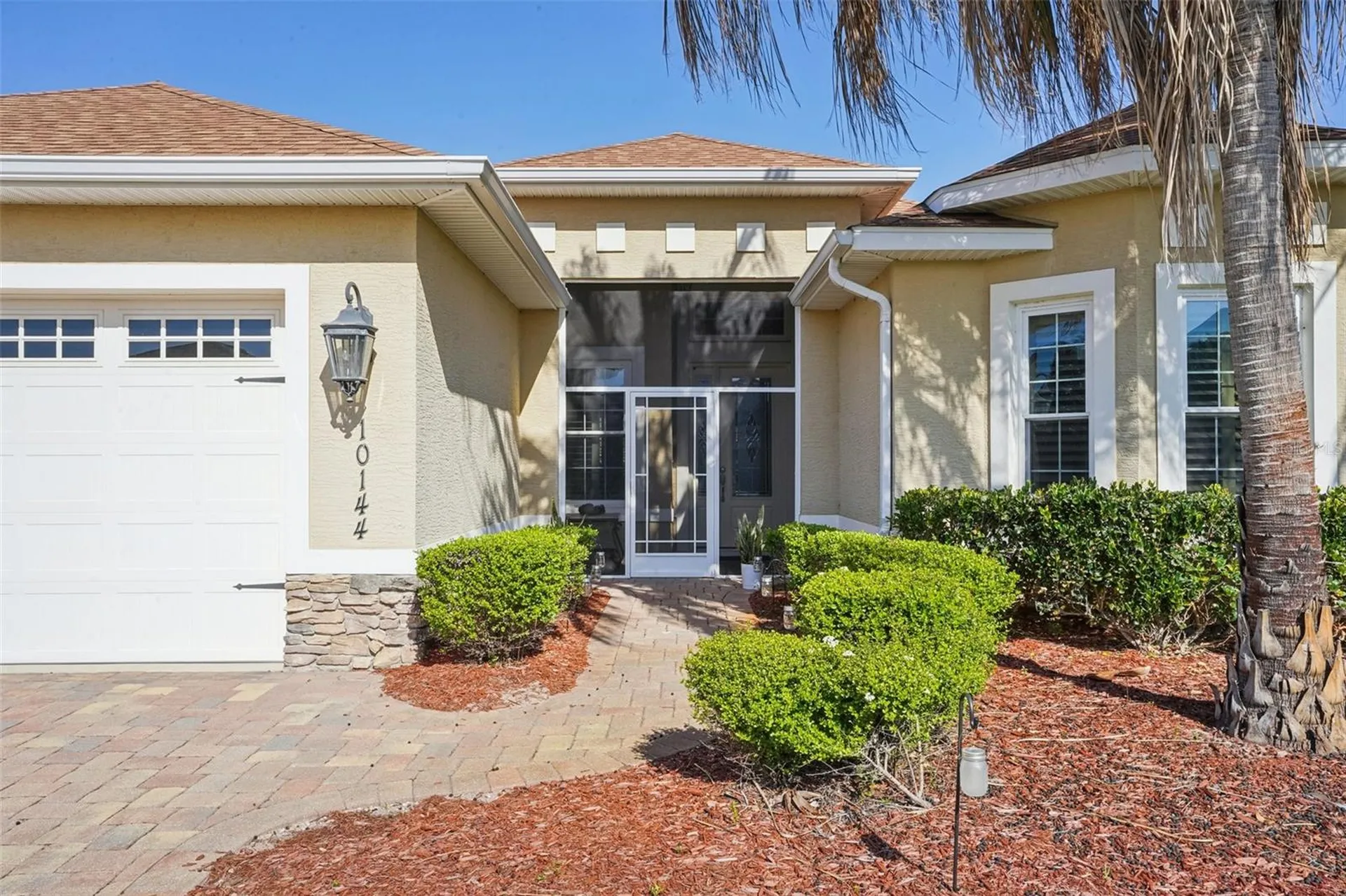10144 Lake Miona Way Oxford FL 34484