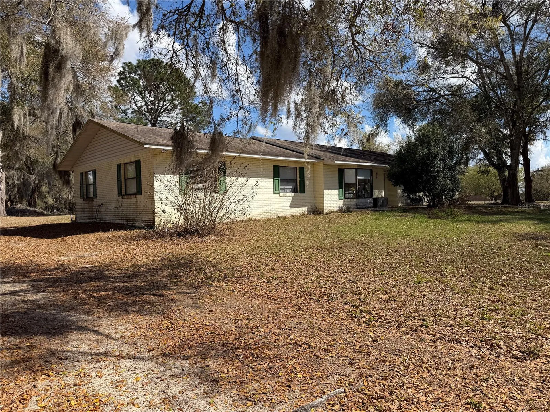 39106 Grays Airport Road Lady Lake FL 32159