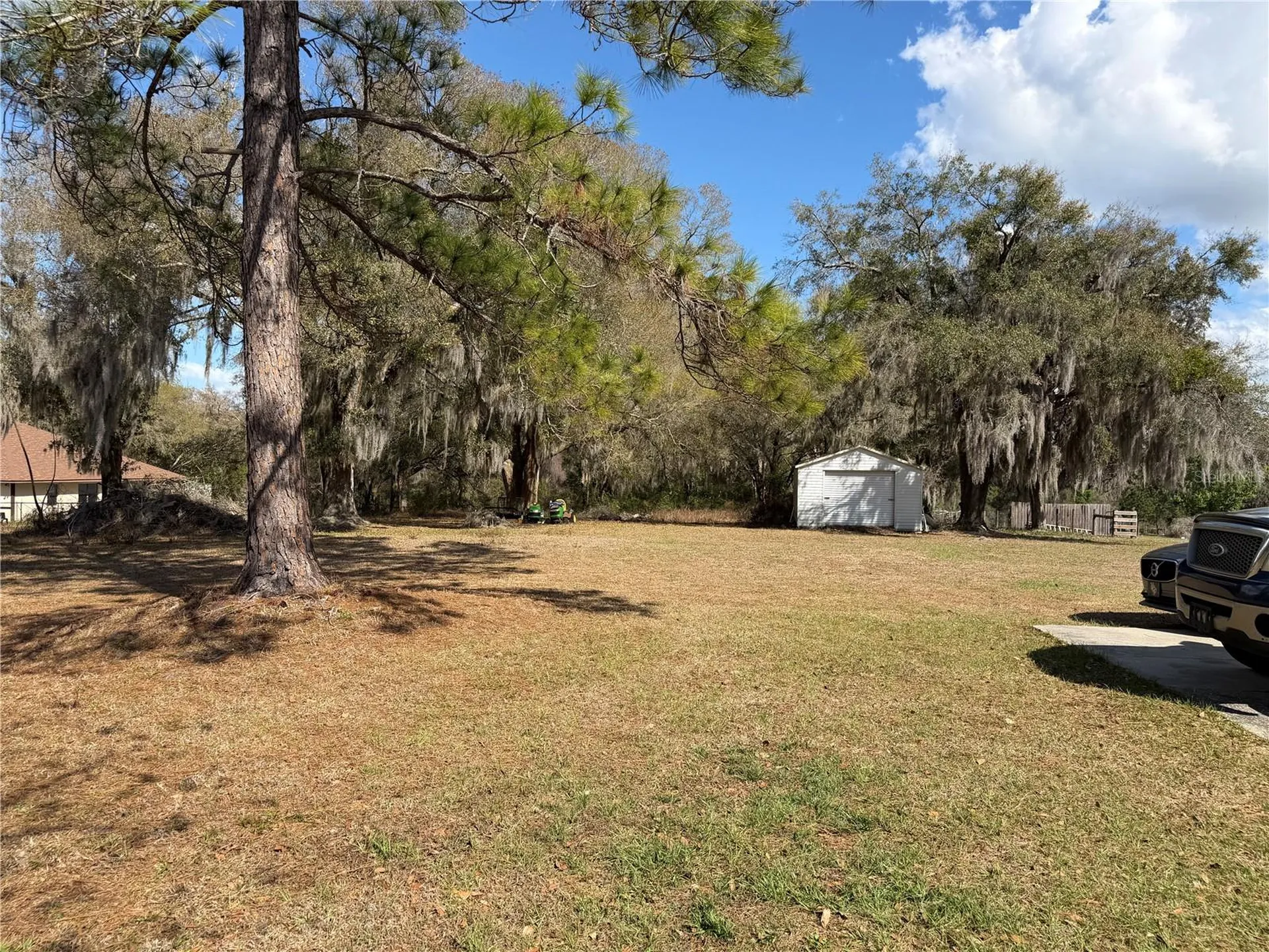 39106 Grays Airport Road Lady Lake FL 32159