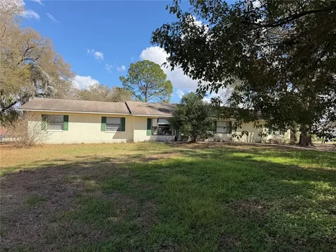 39106 Grays Airport Road Lady Lake FL 32159