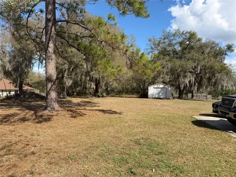39106 Grays Airport Road Lady Lake FL 32159