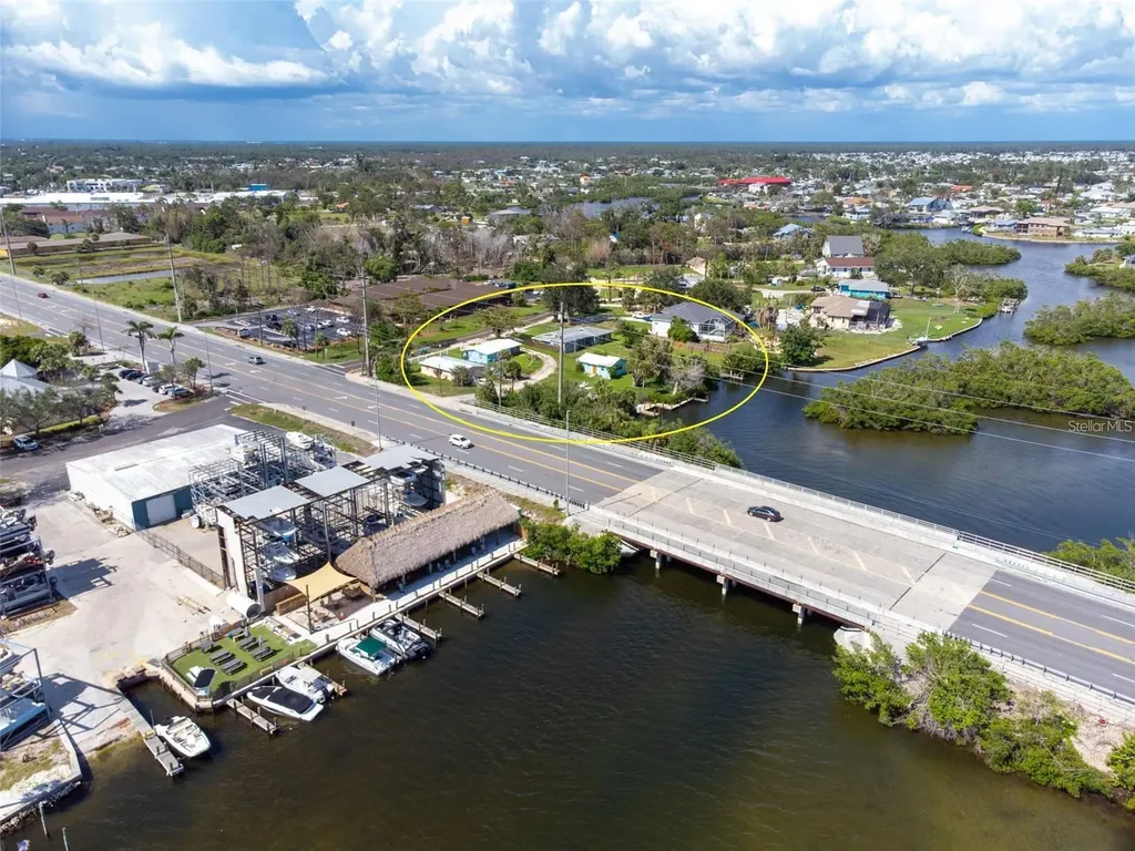 1695 Manor Road Englewood FL 34223