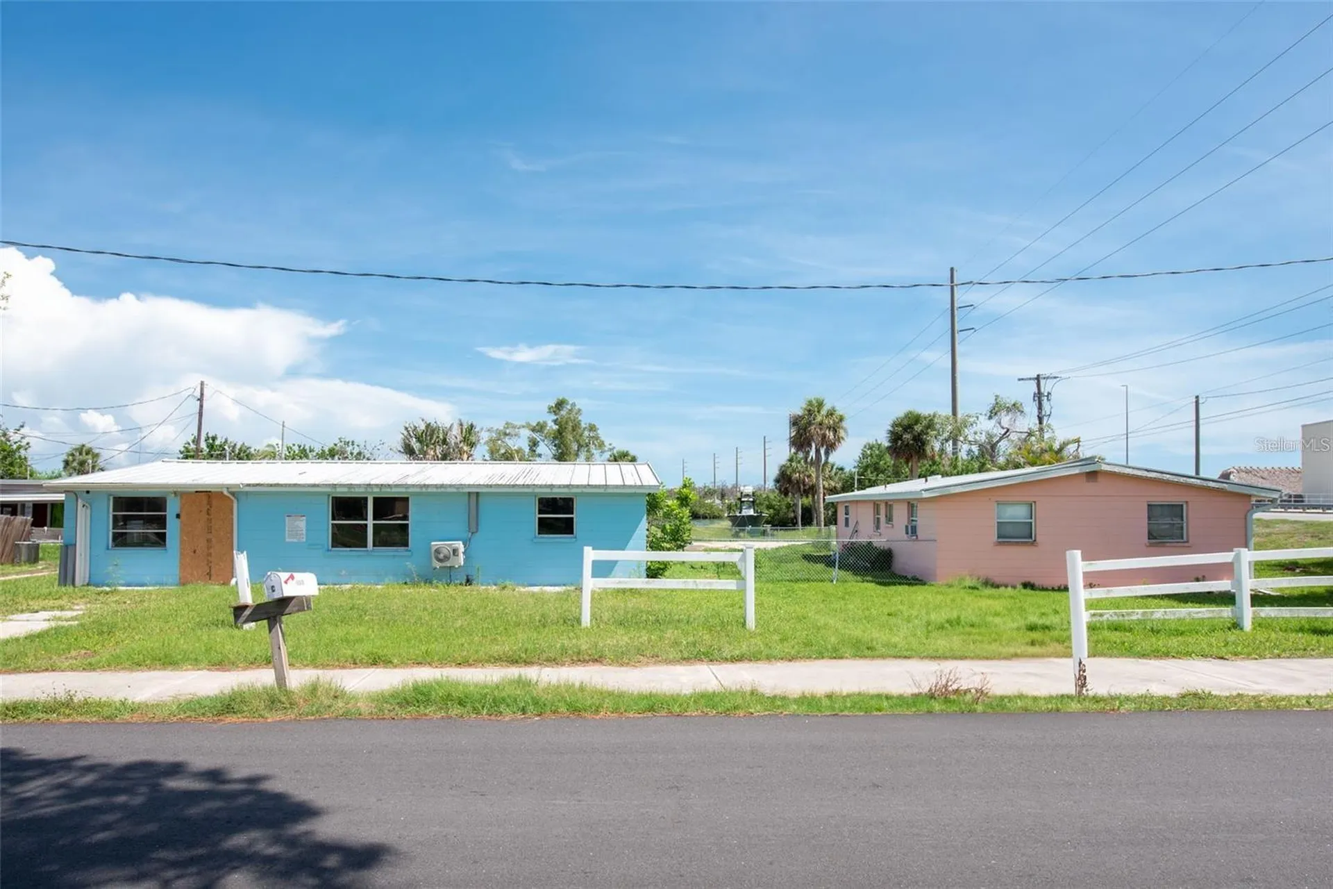 1695 Manor Road Englewood FL 34223