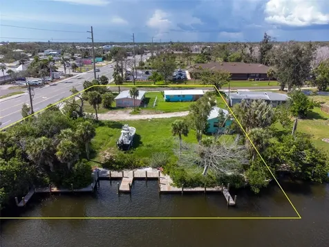 1695 Manor Road Englewood FL 34223
