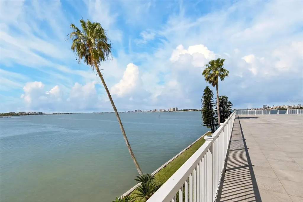 100 Pierce Street Clearwater FL 33756