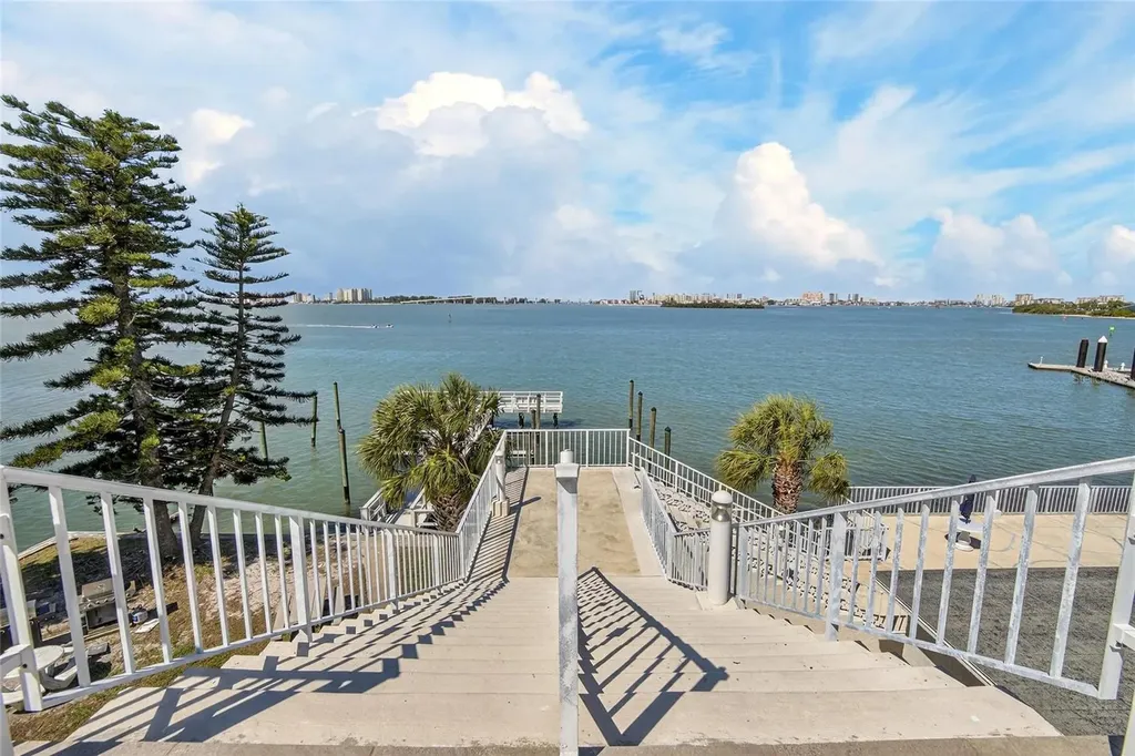 100 Pierce Street Clearwater FL 33756