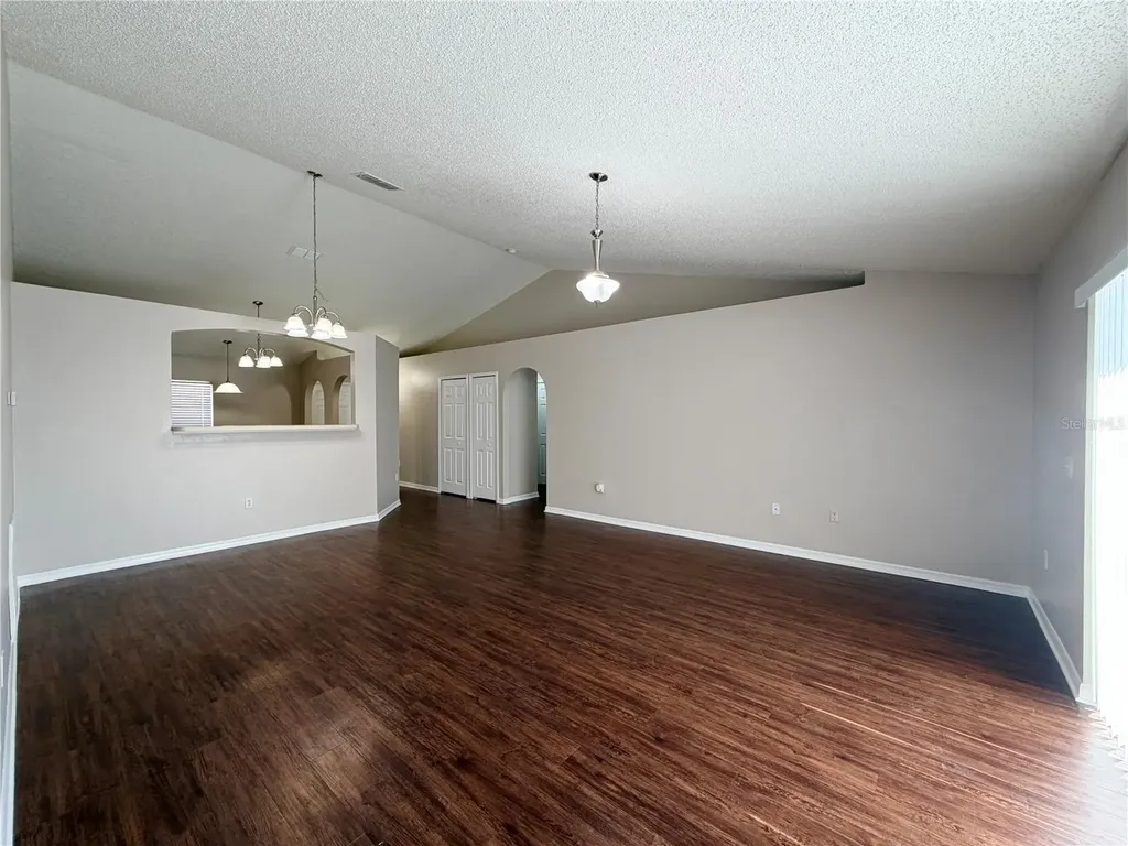 1914 Manatee Court Kissimmee FL 34759