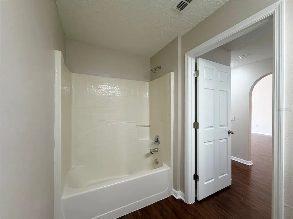 1914 Manatee Court Kissimmee FL 34759