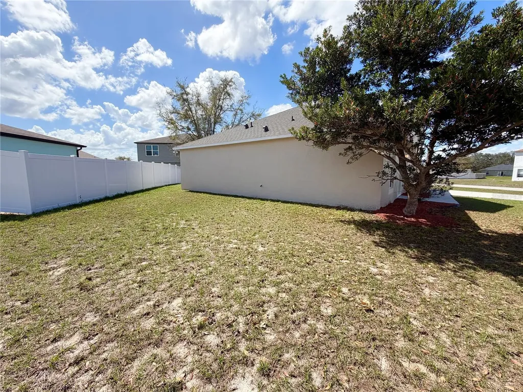 1914 Manatee Court Kissimmee FL 34759