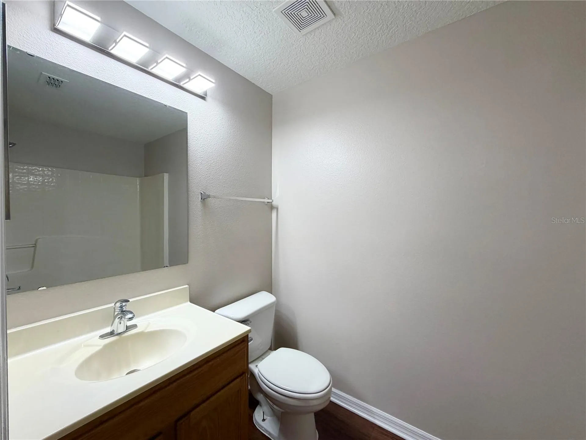 1914 Manatee Court Kissimmee FL 34759