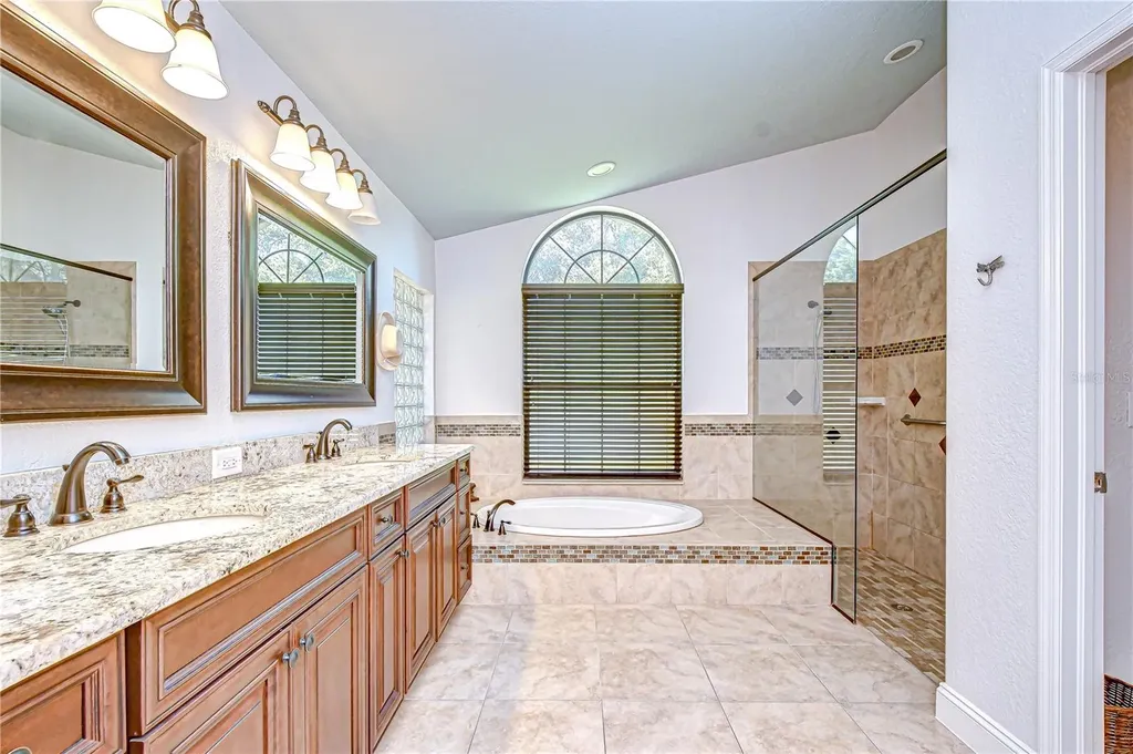 6623 Stonington Drive N Tampa FL 33647