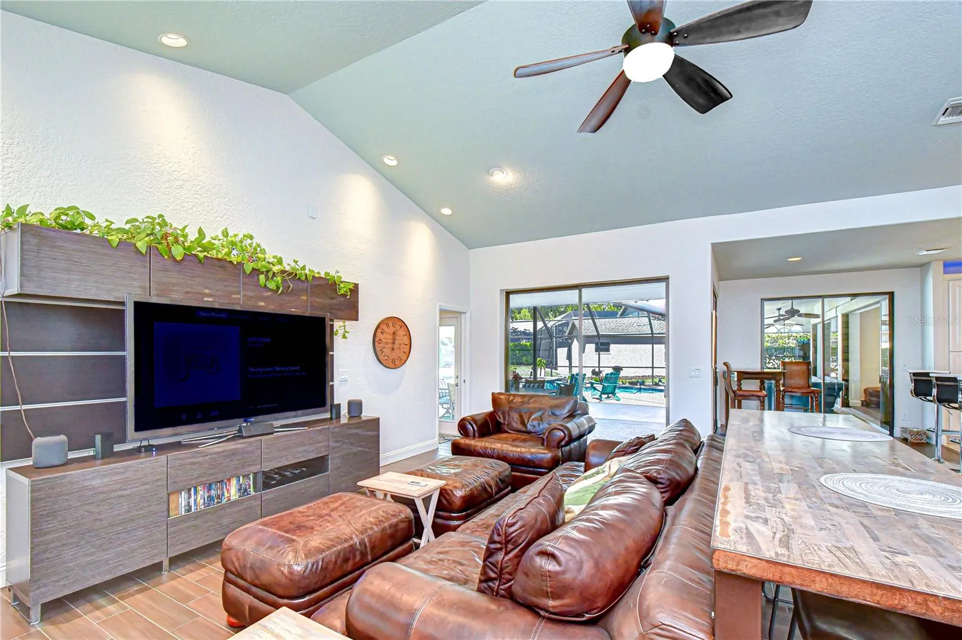 6623 Stonington Drive N Tampa FL 33647