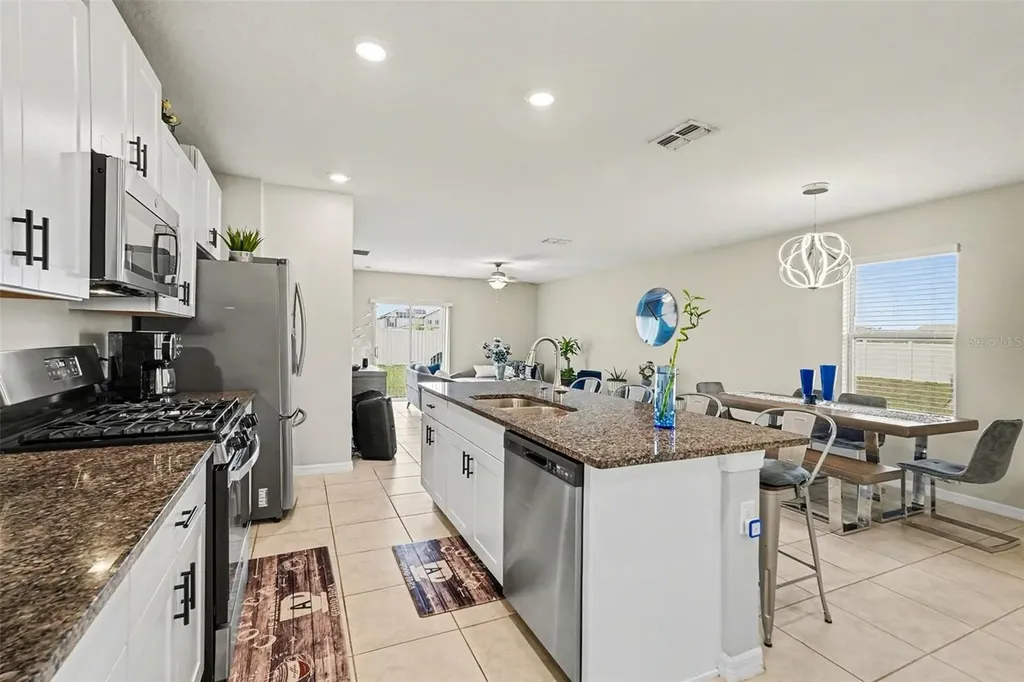 9424 Lemon Drop Loop Sun City Center FL 33573