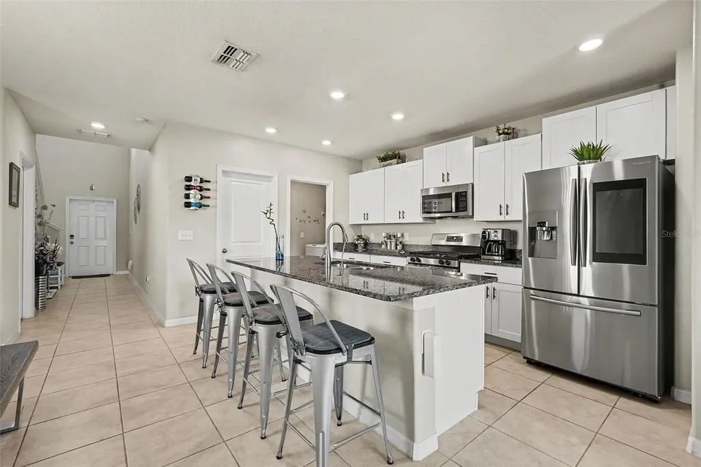 9424 Lemon Drop Loop Sun City Center FL 33573