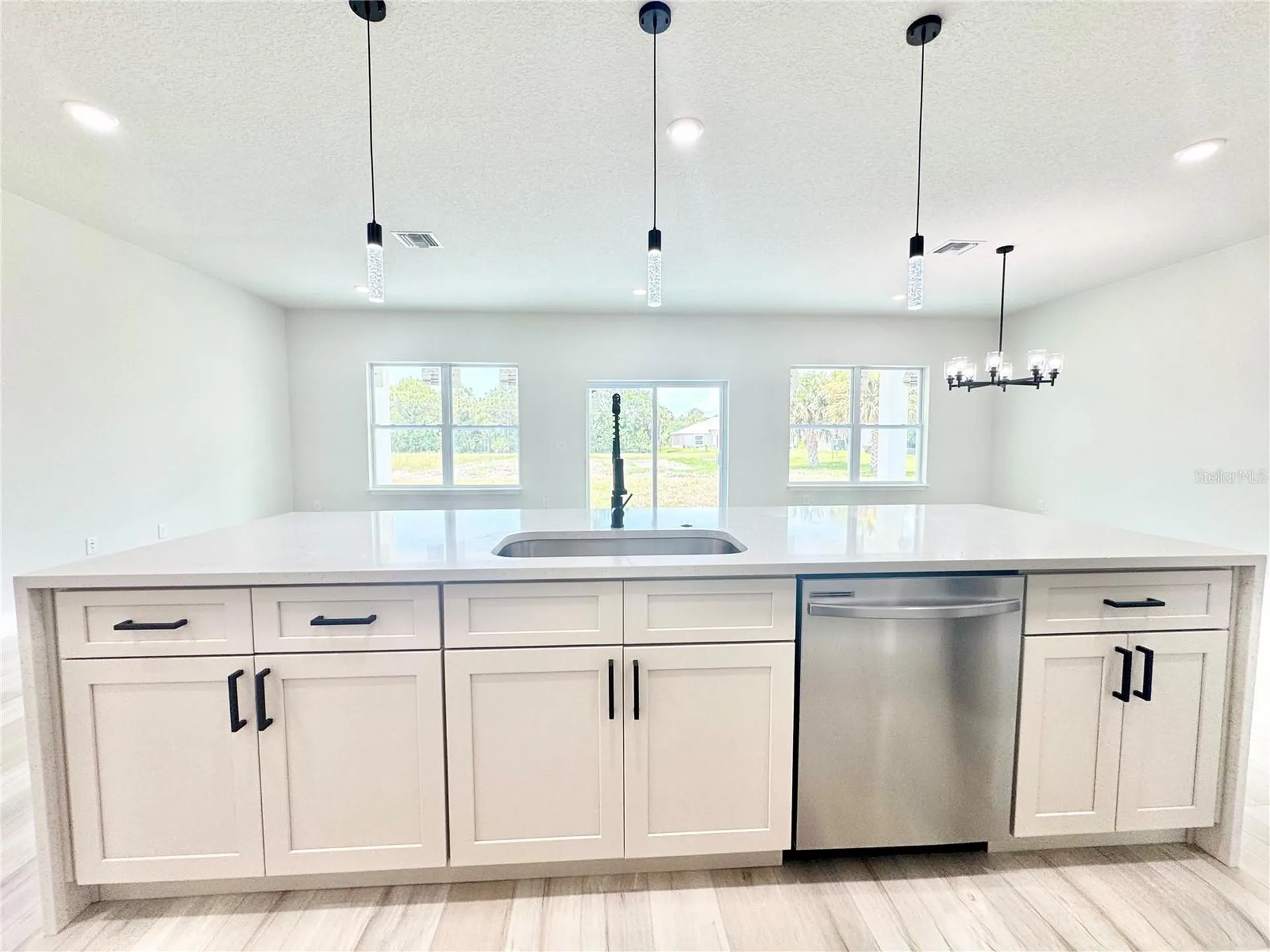 487 Alamo Street SE Palm Bay FL 32909