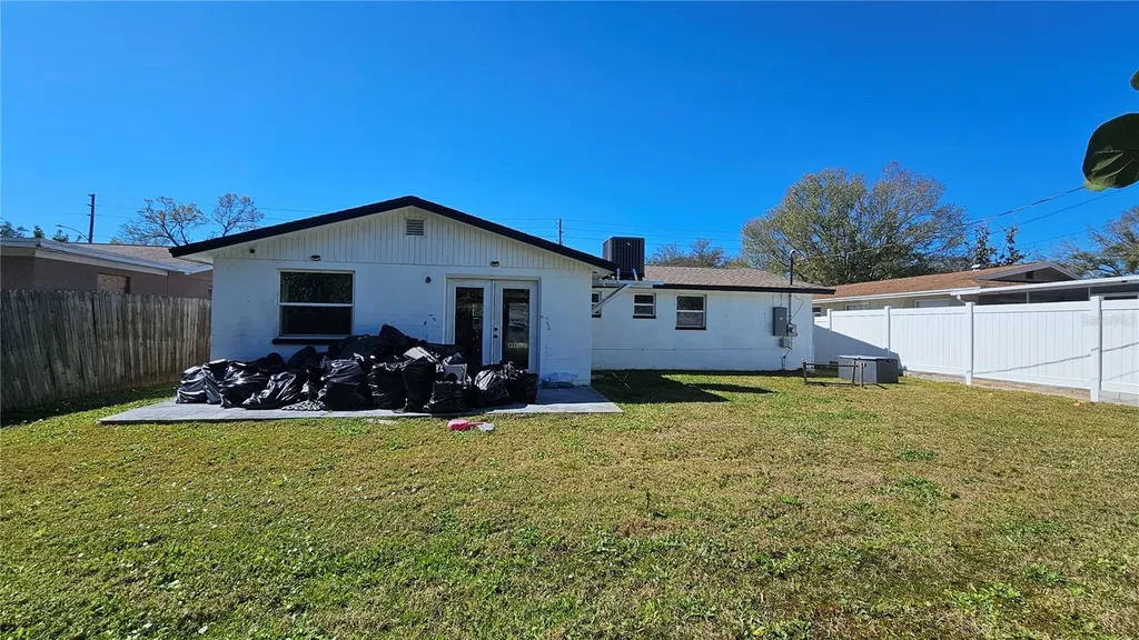 5519 Denver Street NE St Petersburg FL 33703