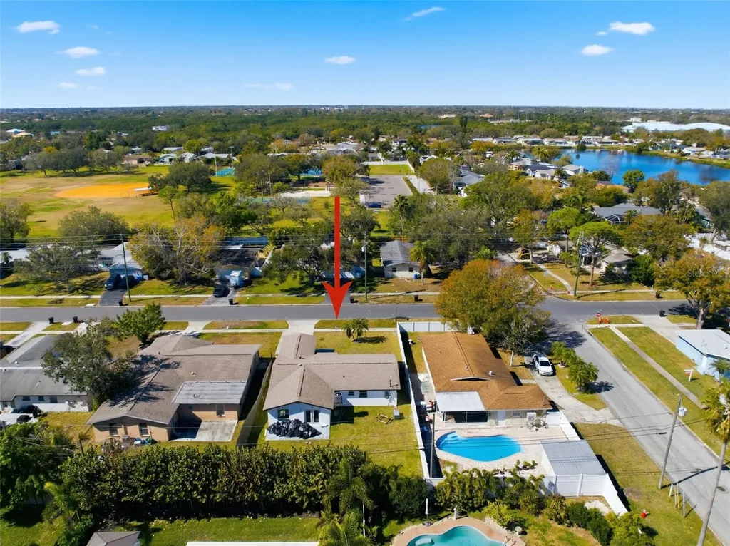 5519 Denver Street NE St Petersburg FL 33703