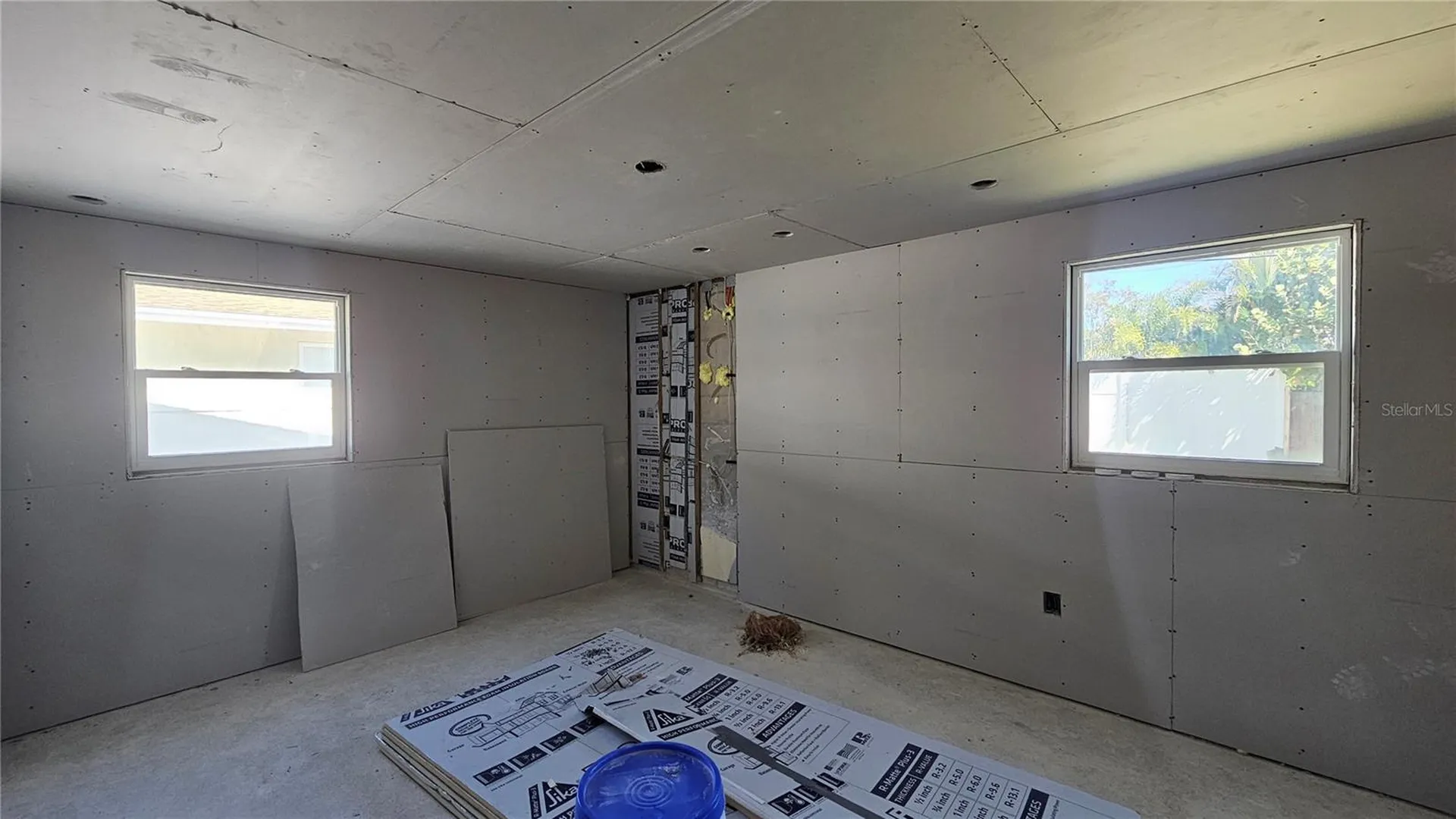 5519 Denver Street NE St Petersburg FL 33703