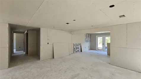 5519 Denver Street NE St Petersburg FL 33703