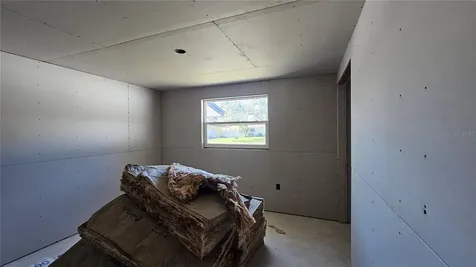 5519 Denver Street NE St Petersburg FL 33703