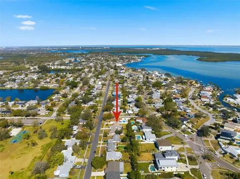 5519 Denver Street NE St Petersburg FL 33703