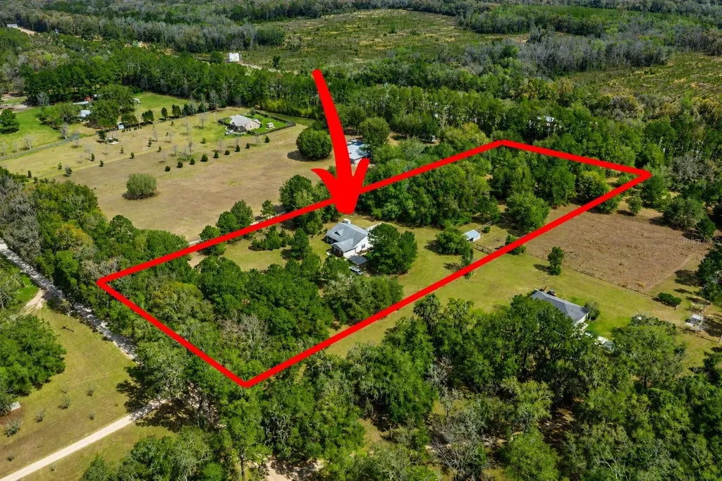 22317 NW 188th Street High Springs FL 32643