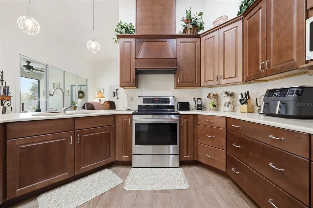 22317 NW 188th Street High Springs FL 32643