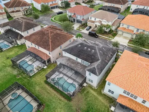 7009 Oakwood Street Davenport FL 33837