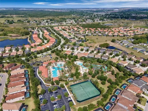 7009 Oakwood Street Davenport FL 33837